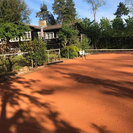 Rundforbivej 154 * Nærum